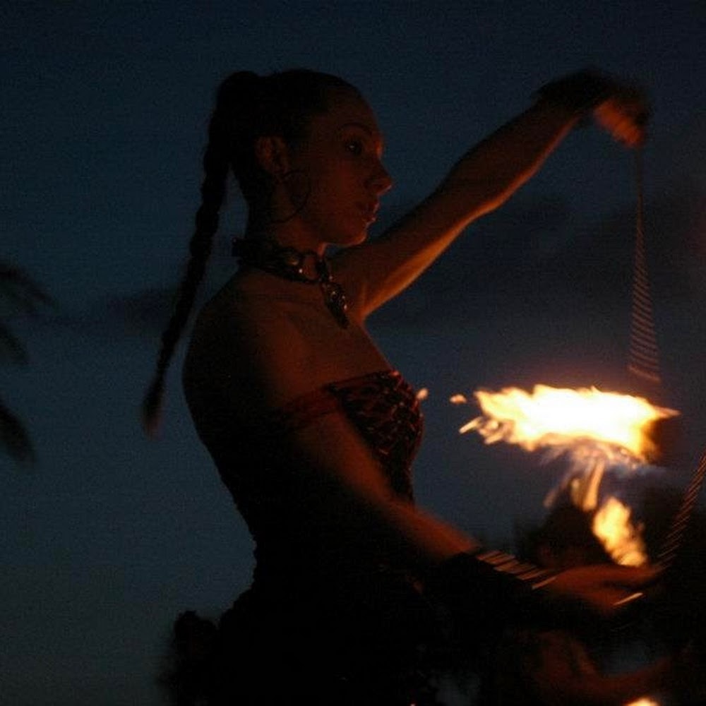 Meet your Posher, Viktoria